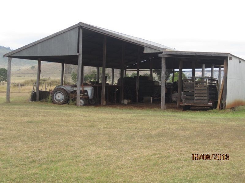 Coalstoun Lakes QLD 4621