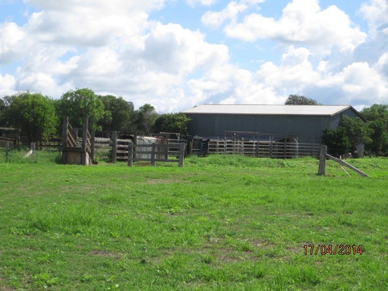 Coalstoun Lakes QLD 4621