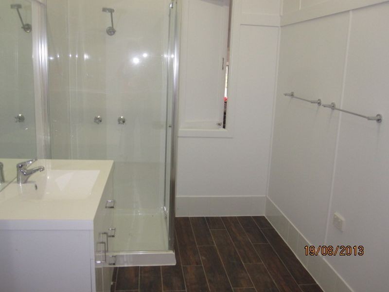 Coalstoun Lakes QLD 4621