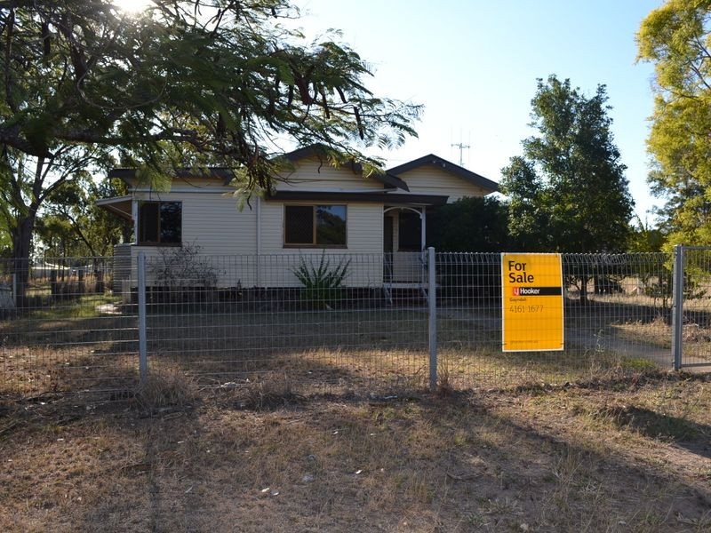 18 Downing Street, Gayndah QLD 4625