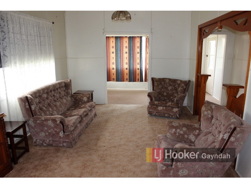 14 Porter Street, Gayndah QLD 4625