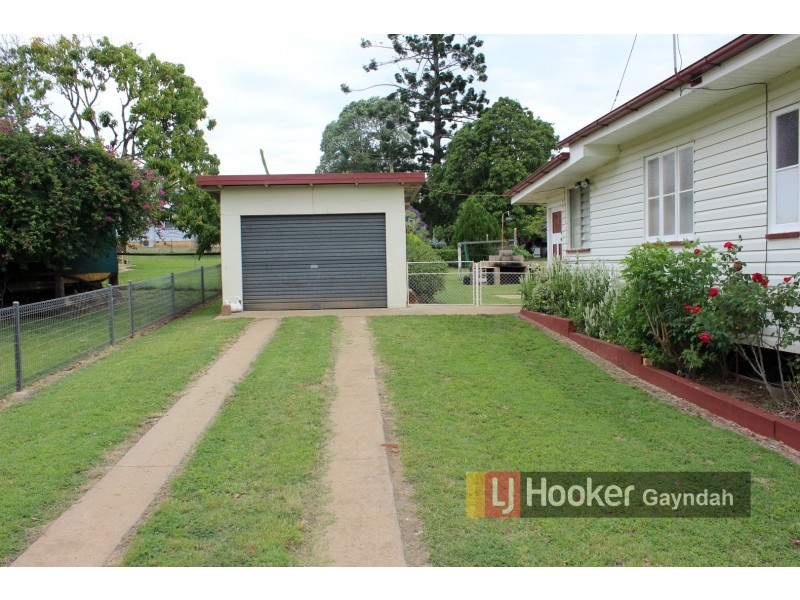14 Porter Street, Gayndah QLD 4625