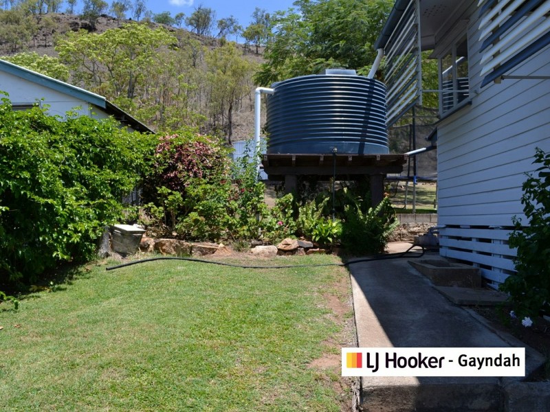 48 Porter St, Gayndah QLD 4625