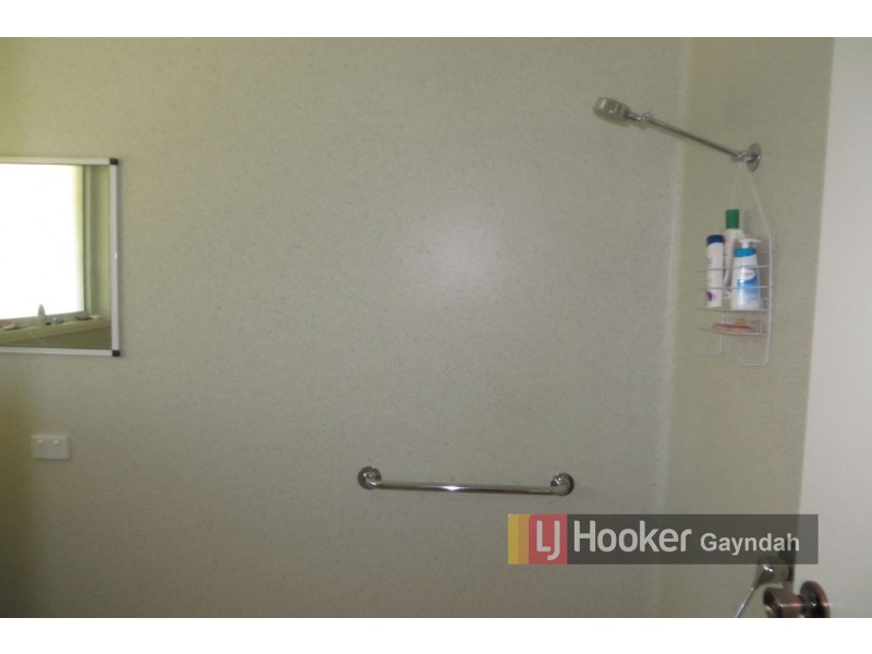 17 Downing Street, Gayndah QLD 4625