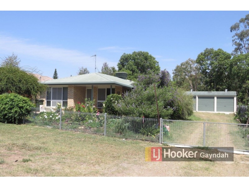 17 Downing Street, Gayndah QLD 4625