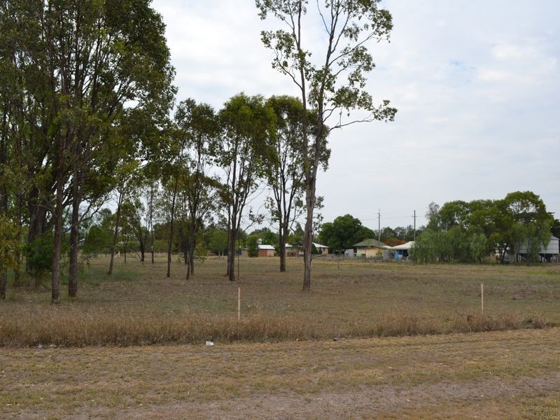 Lot 10 11 Warton & Queen St, Gayndah QLD 4625