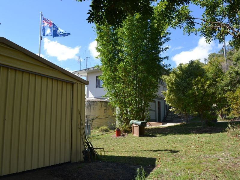 73 Porter Street, Gayndah QLD 4625