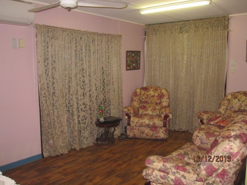 73 Porter Street, Gayndah QLD 4625