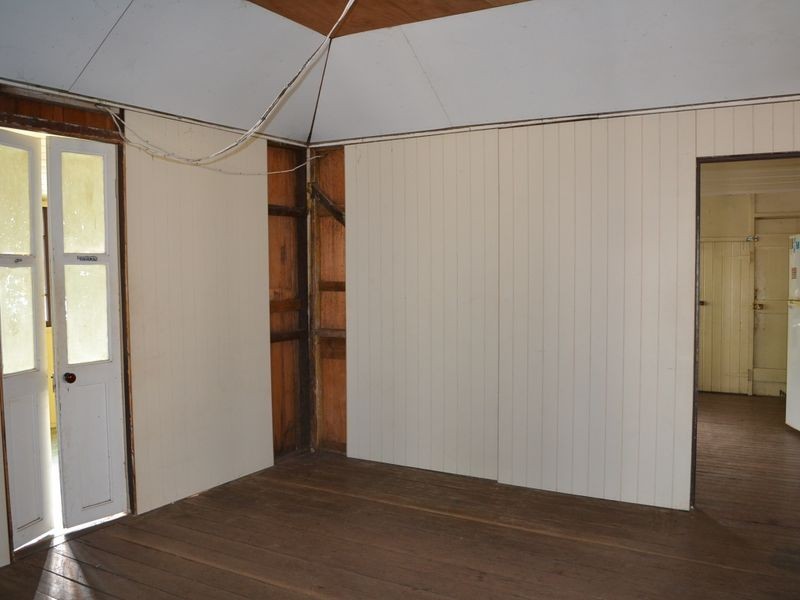 22 Warton St, Gayndah QLD 4625