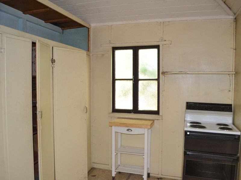 22 Warton St, Gayndah QLD 4625