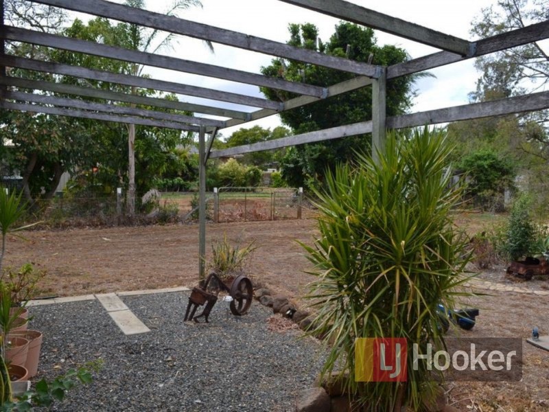 28 South Street, Gayndah QLD 4625