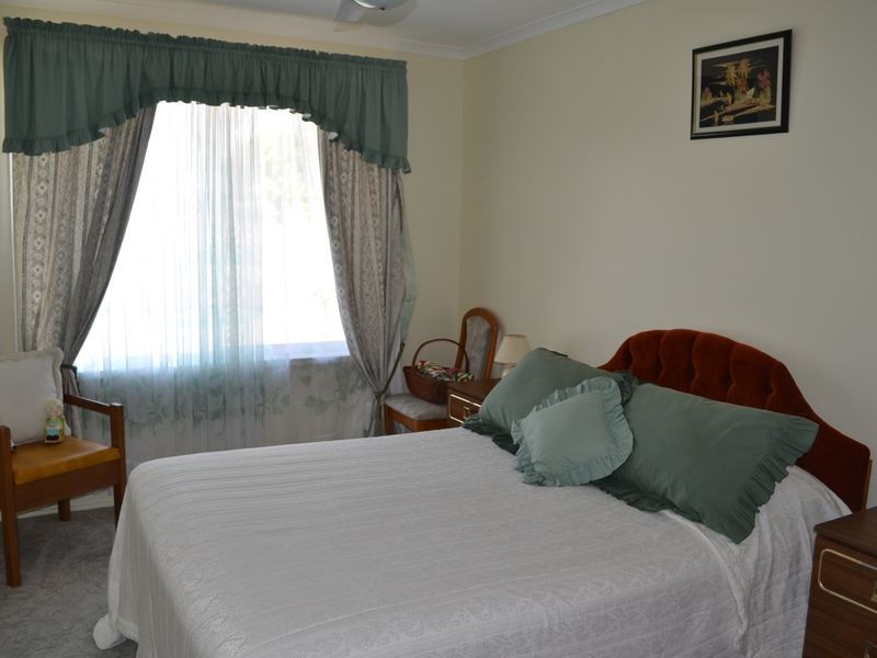 74 Warton St, Gayndah QLD 4625