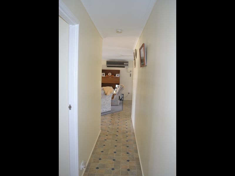 74 Warton St, Gayndah QLD 4625