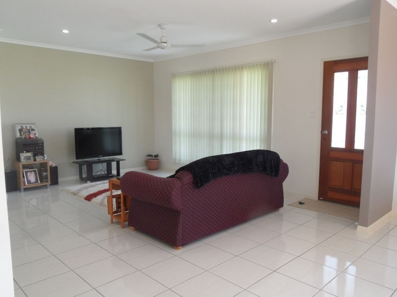 3 Horton Street, Biggenden QLD 4621