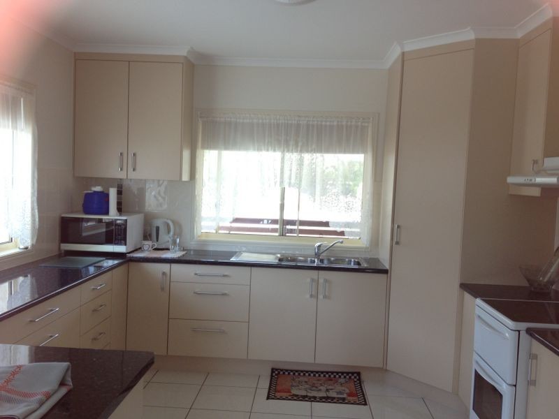 3 Horton Street, Biggenden QLD 4621