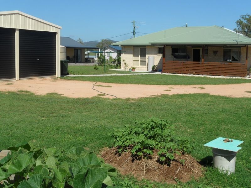 3 Horton Street, Biggenden QLD 4621