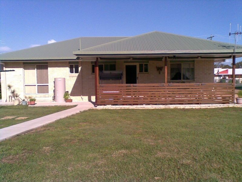3 Horton Street, Biggenden QLD 4621