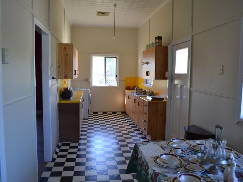 8 Bridge Street, Gayndah QLD 4625