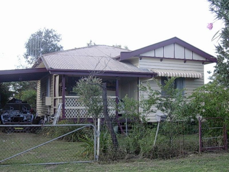 54 Arthur Street, Gayndah QLD 4625
