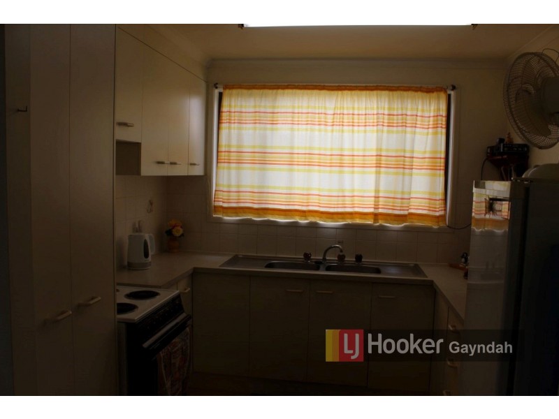 32 Walsh St, Biggenden QLD 4621