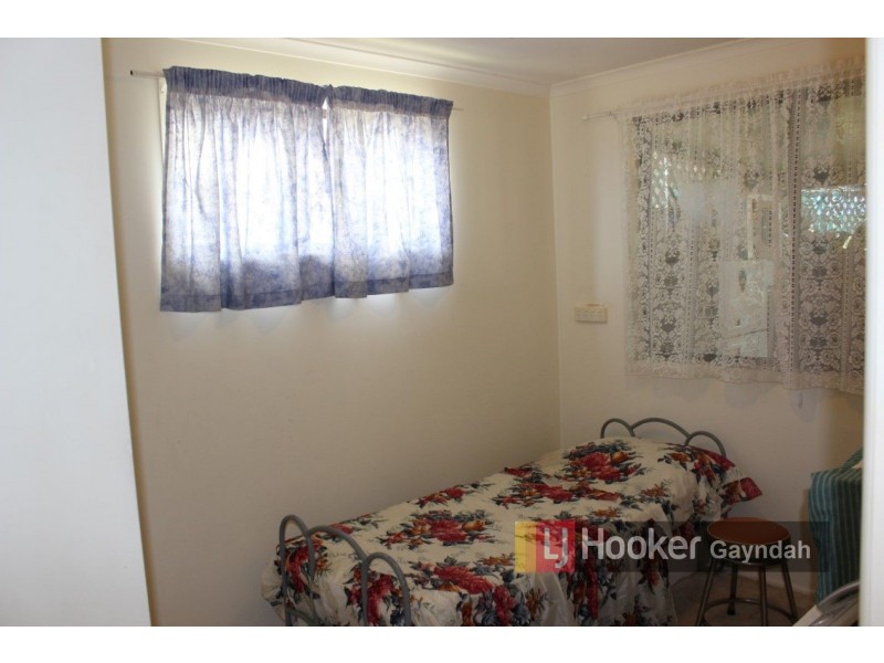 32 Walsh St, Biggenden QLD 4621