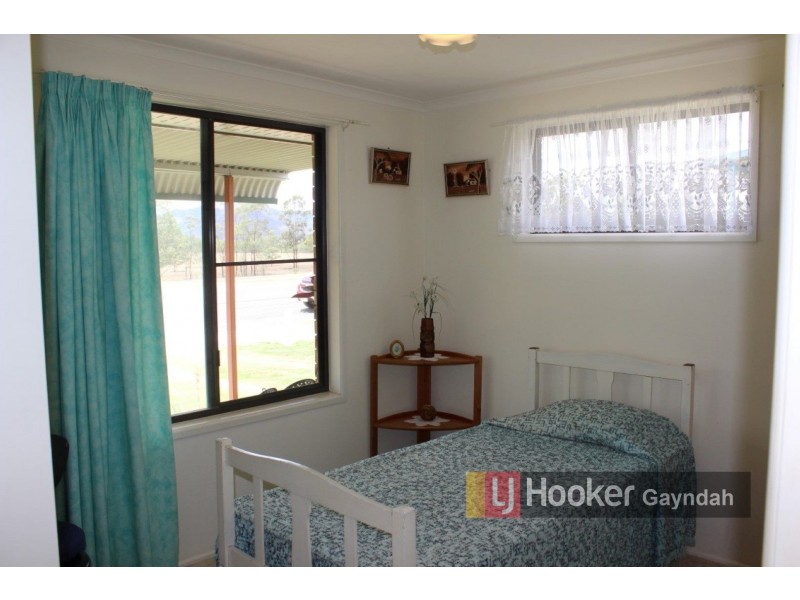 32 Walsh St, Biggenden QLD 4621