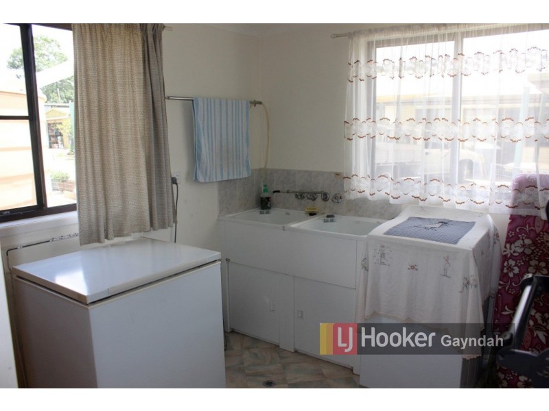32 Walsh St, Biggenden QLD 4621