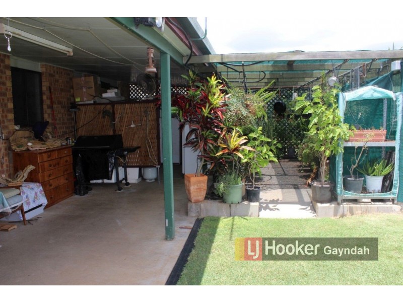 32 Walsh St, Biggenden QLD 4621
