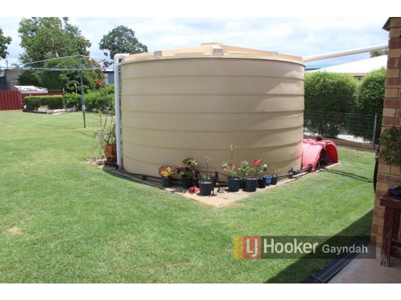 32 Walsh St, Biggenden QLD 4621