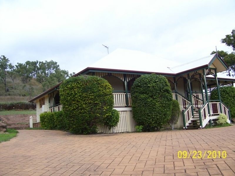 30 Porter St, Gayndah QLD 4625