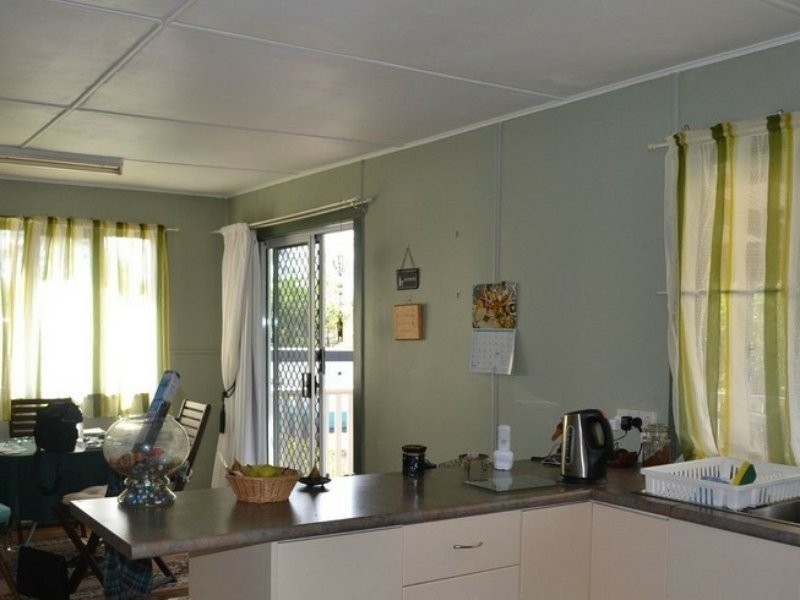 83 Moreton St, Eidsvold QLD 4627