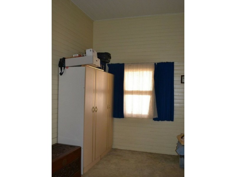 83 Moreton St, Eidsvold QLD 4627