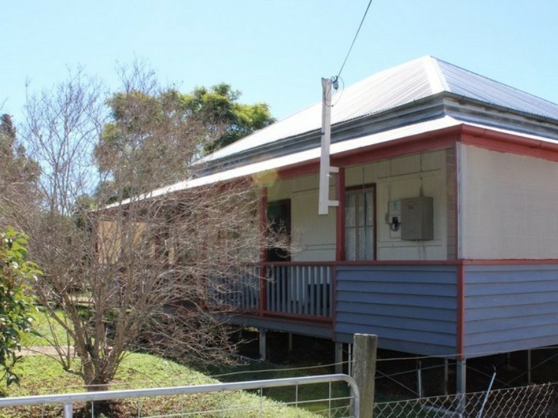 83 Moreton St, Eidsvold QLD 4627