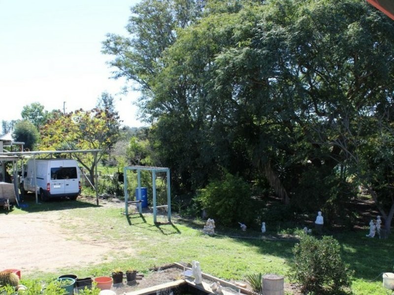 83 Moreton St, Eidsvold QLD 4627