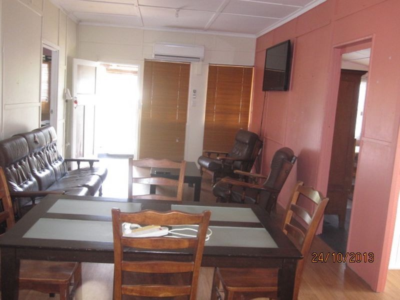 27 Boyd St, Gayndah QLD 4625