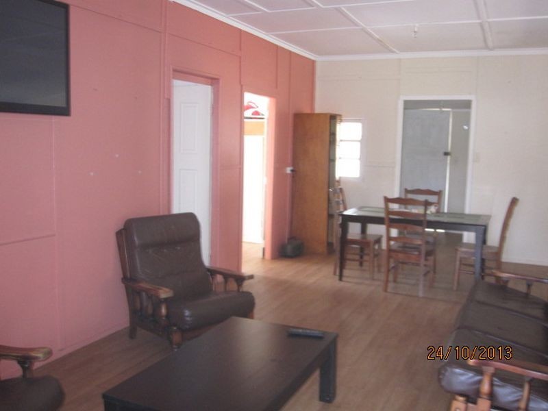 27 Boyd St, Gayndah QLD 4625