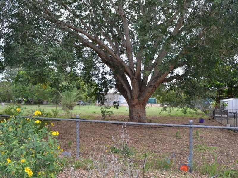 52 Meson St, Gayndah QLD 4625