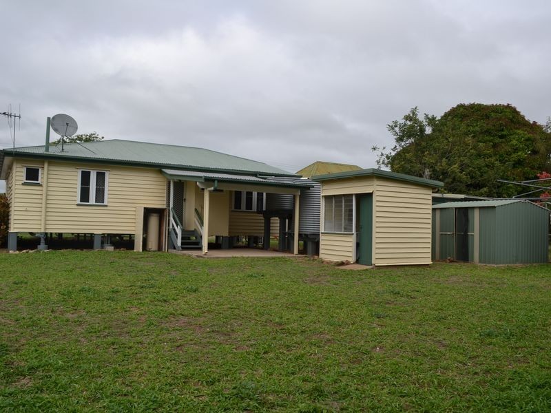 52 Meson St, Gayndah QLD 4625