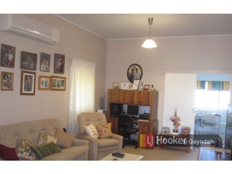 6 Walsh St, Biggenden QLD 4621
