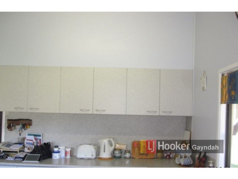 6 Walsh St, Biggenden QLD 4621