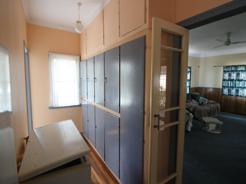 8 Pearson St, Mount Perry QLD 4671