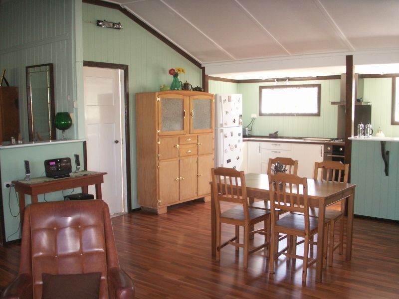 28 Barrow Street, Gayndah QLD 4625