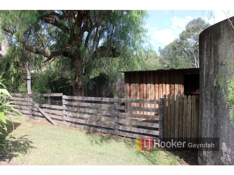 11 Donelly St, Mount Perry QLD 4671