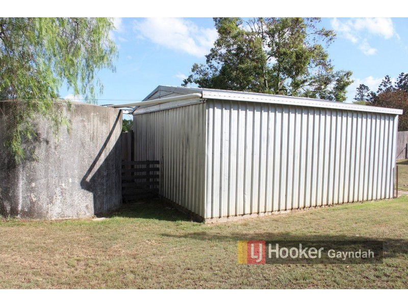 11 Donelly St, Mount Perry QLD 4671