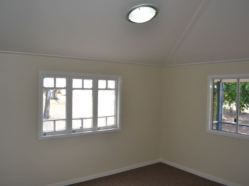 8 Old Nanango Road, Gayndah QLD 4625