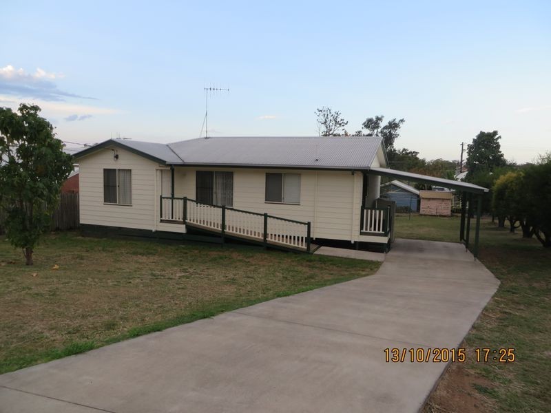 27 Porter Street, Gayndah QLD 4625