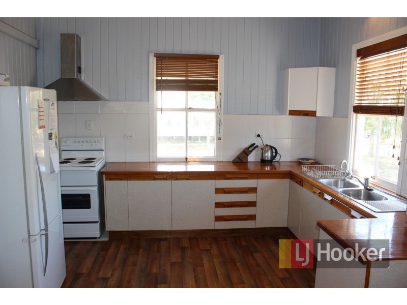 36-38 Bridge St, Gayndah QLD 4625