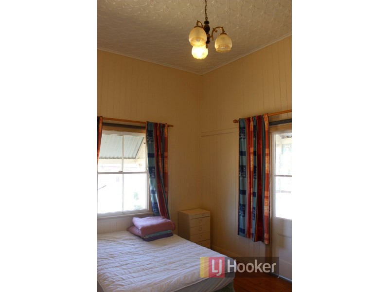 36-38 Bridge St, Gayndah QLD 4625