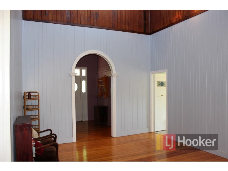 36-38 Bridge St, Gayndah QLD 4625