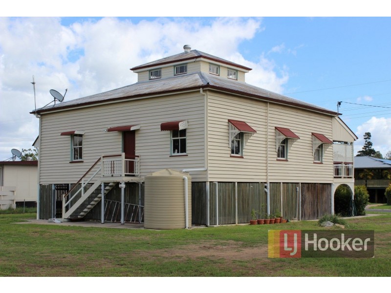 36-38 Bridge St, Gayndah QLD 4625